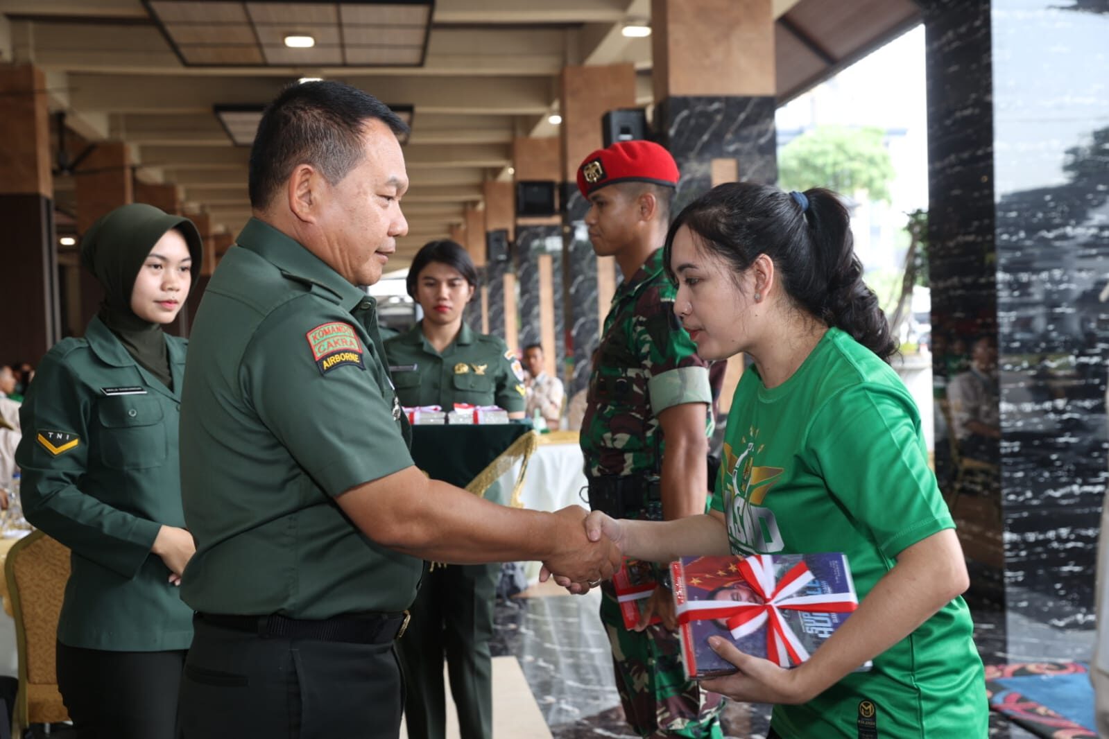 Kasad Resmi Tutup Giat Bootcamp TNI AD to Gen Z